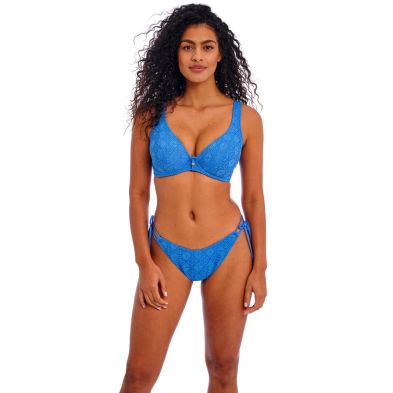 Top de bikini high apex azul Nomad Nights de Freya delante