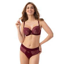 Braga brasileña Mila de Gorsenia