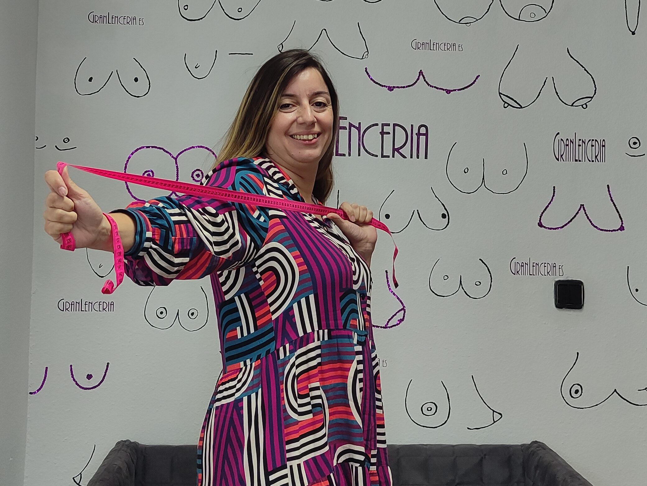 Bra fitting presencial en Burgos - Asesoría de corsetería personalizada